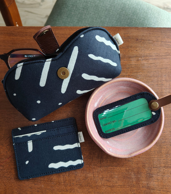 Yin Yang Black Combo Set