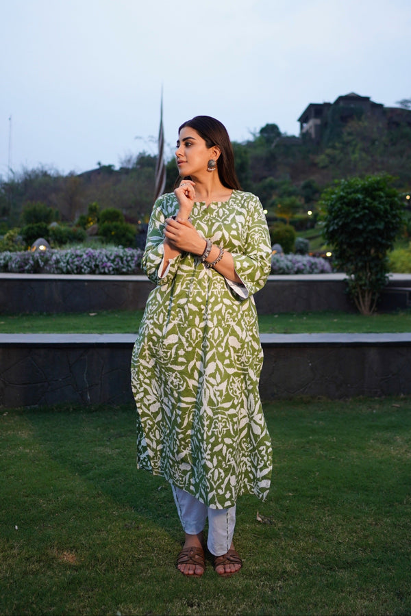 Mystic Garden Green Kurta Set (Set of 2)