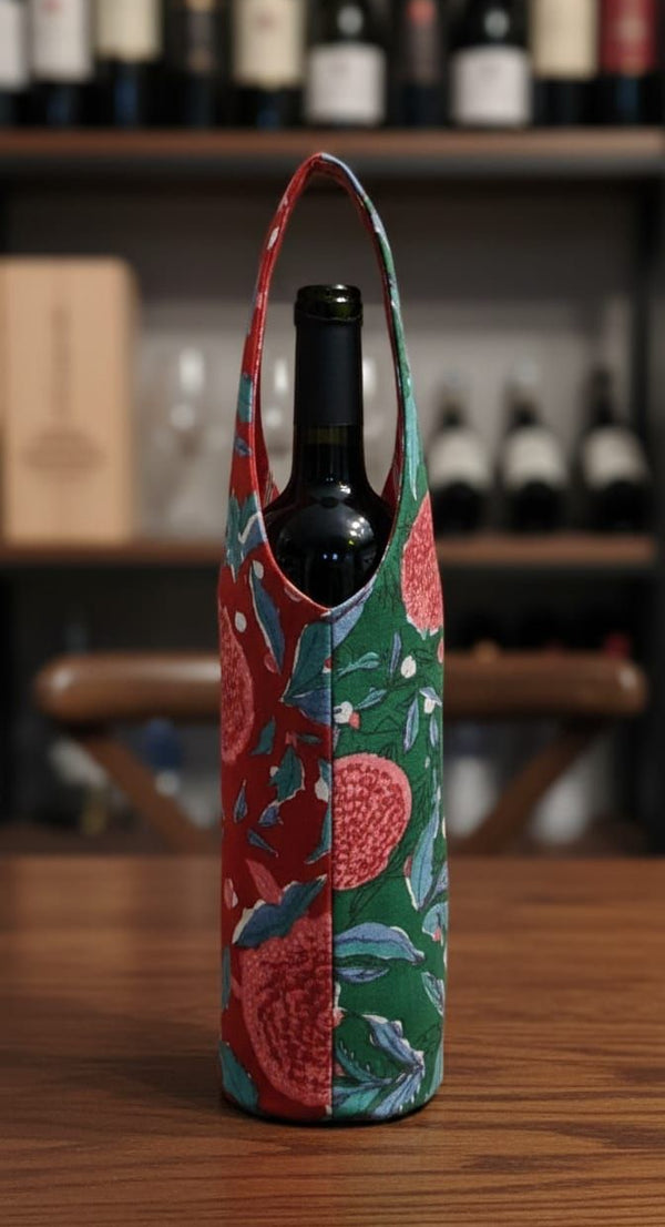 Bella rose red and green wine bottle cover