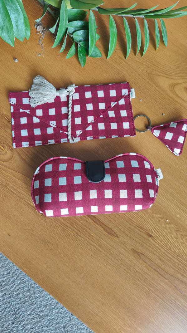 Cherry Check Elegant Gift Combo-Set of 3