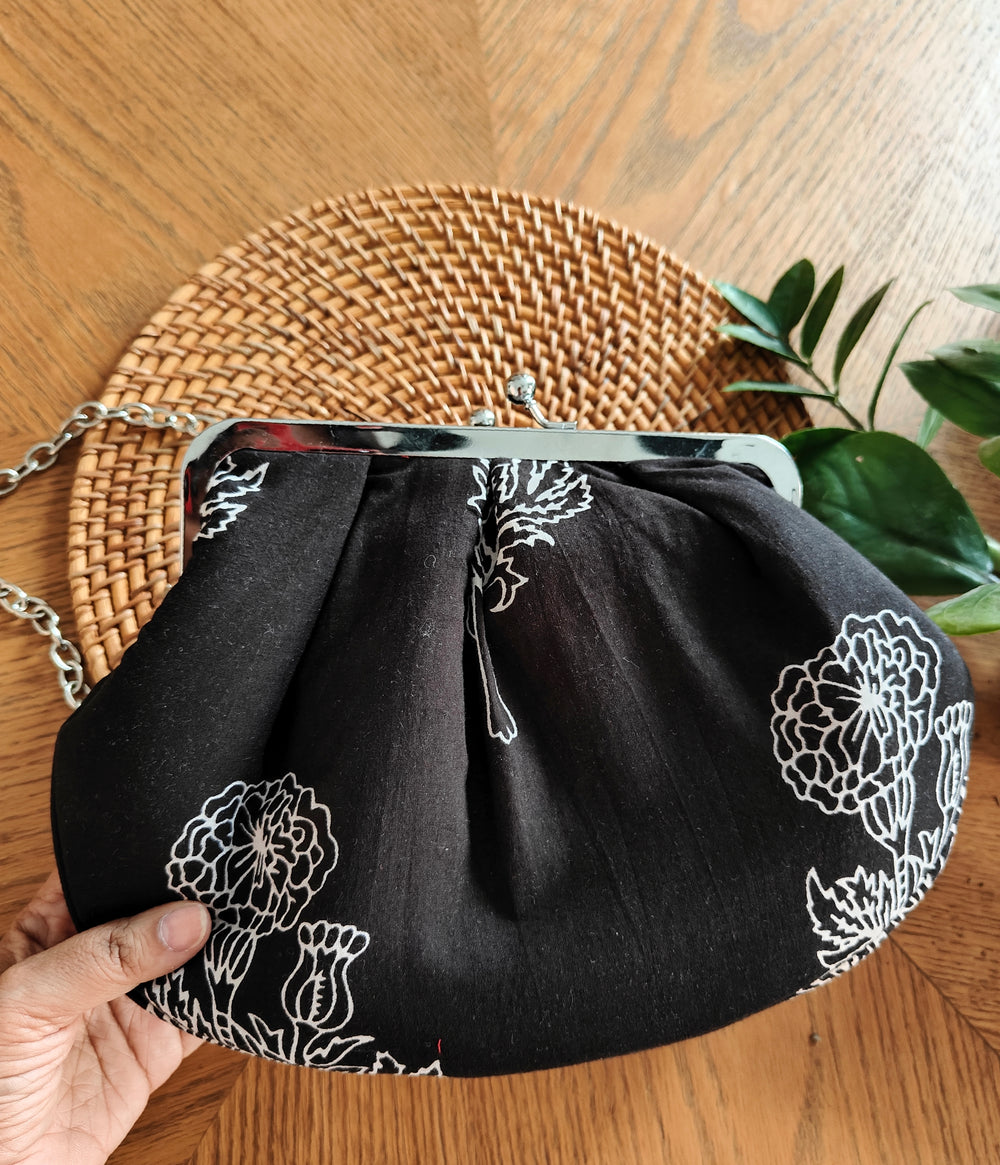 Rose Noir Clutch with Sling (Black)