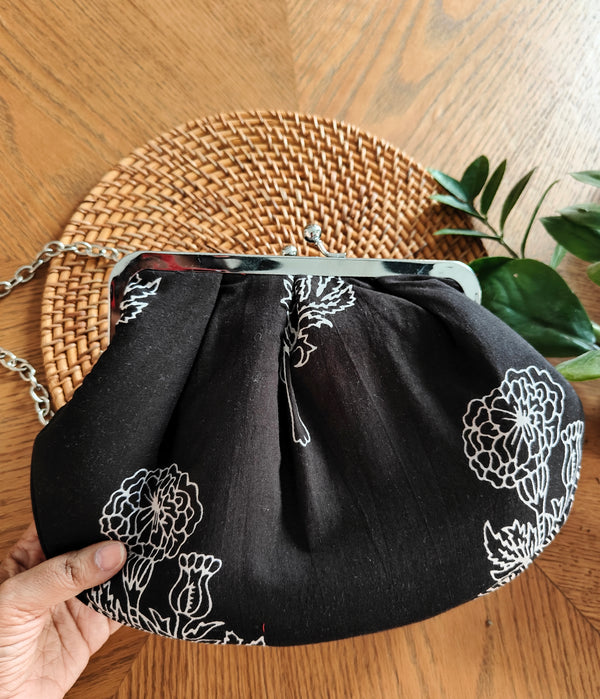 Rose Noir Clutch with Sling (Black)