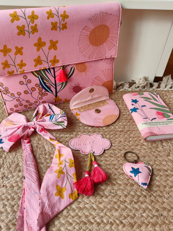 Peppy Meadow Pink Clutch Sling Combo (Set of 6)