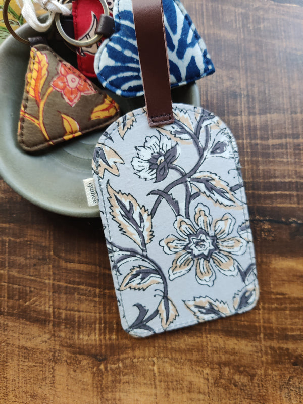 Flower therapy luggage tag